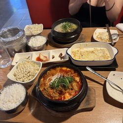 Wara Wara Izakaya - Spicy tofu soup with beef and ramen  Corn cheese
