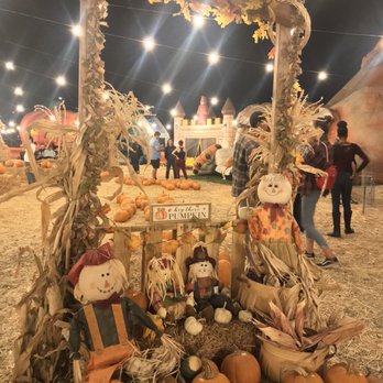 Pumpkin Station - Cute little fall like moment - Pumpkin Patches Near Me - San Diego, California Pumpkin Station - Cute little fall like moment - Pumpkin Patches Near Me - San Diego, California