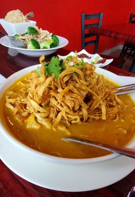 Silver Tray Thai by null