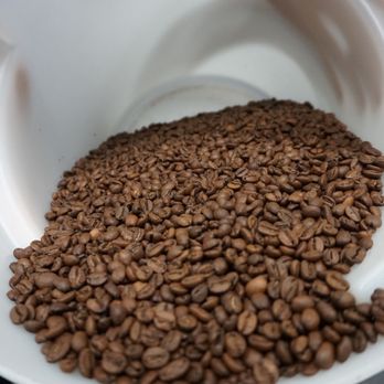 White Pine Coffee Roasters - What a wonderful scent - Coffee Roasteries Near Me - Oxford, Michigan White Pine Coffee Roasters - What a wonderful scent - Coffee Roasteries Near Me - Oxford, Michigan