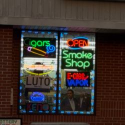 Vape'N Tobacco - BEST SMOKE SHOP IN PLAINVILLE, CT