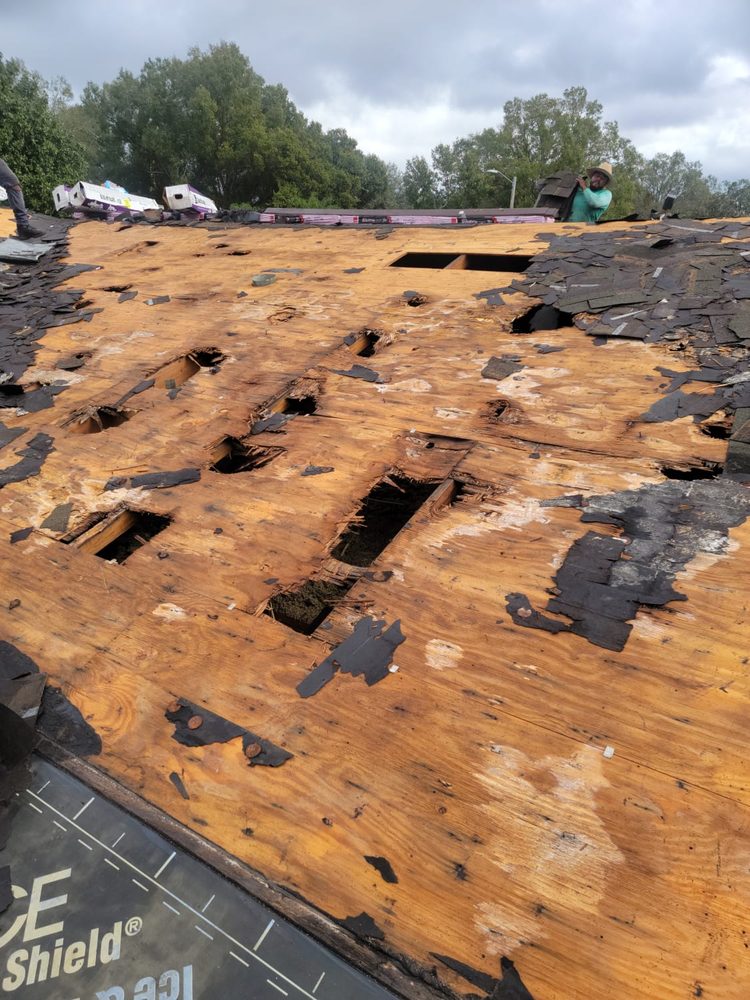 Slide of Yowell's Roofing