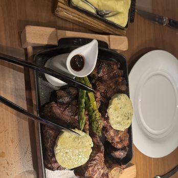 The Great Oak Steakhouse - Dinner for 2 - Porterhouse served with mashed potatoes and asparagus - Steakhouses Near Me - Temecula, California The Great Oak Steakhouse - Dinner for 2 - Porterhouse served with mashed potatoes and asparagus - Steakhouses Near Me - Temecula, California
