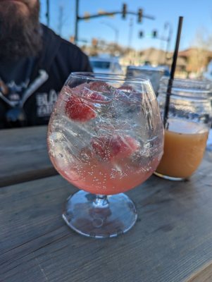 The Standard Social Market by null