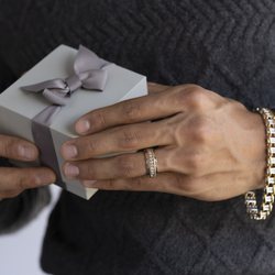 REEDS Jewelers - Gifts for him, Gifts for Dad, Gifts for your hubby, gifts for your brother, and everyone in between.
