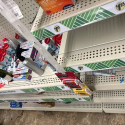 Very messy aisle