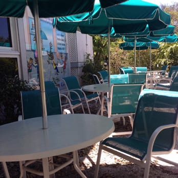 Sanibel Bean - Cute courtyard seating! With much needed umbrella coverage - Coffee & Tea Near Me - Sanibel, Florida Sanibel Bean - Cute courtyard seating! With much needed umbrella coverage - Coffee & Tea Near Me - Sanibel, Florida