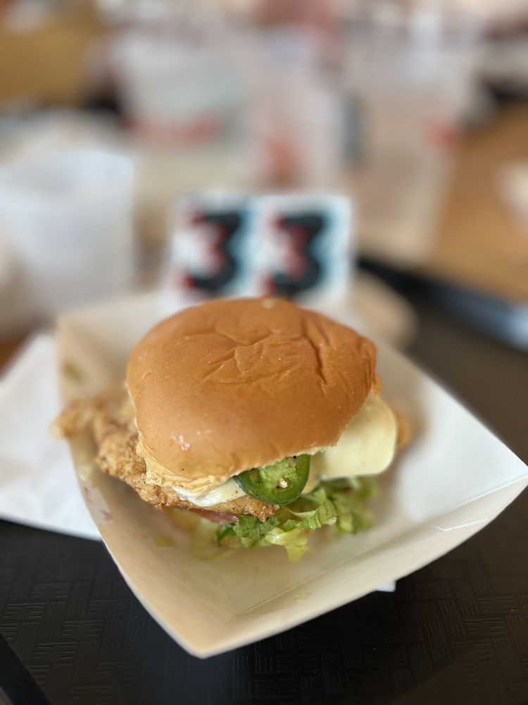 BURGER MOJO 118 Photos & 189 Reviews 209 University Dr E, College