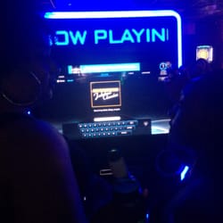 Allie Katz Bar and Grill - Jukebox