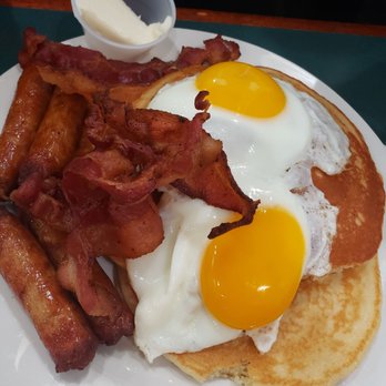 Manhattan Three Decker - Lunch Special - Diners Near Me - Brooklyn, New York Manhattan Three Decker - Lunch Special - Diners Near Me - Brooklyn, New York
