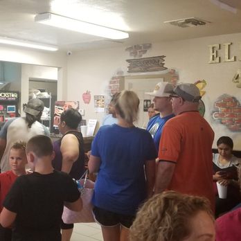 Elmer's Tacos - Packing in the customers - Breakfast & Brunch Near Me - Chandler, Arizona Elmer's Tacos - Packing in the customers - Breakfast & Brunch Near Me - Chandler, Arizona