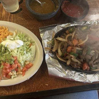 Si Señor Mexican Restaurant - Steak fajitas - Mexican Near Me - Cleveland, Ohio Si Señor Mexican Restaurant - Steak fajitas - Mexican Near Me - Cleveland, Ohio