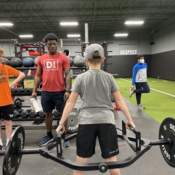 D1 Training Fox Valley - Gyms Near Me - Aurora, Illinois D1 Training Fox Valley - Gyms Near Me - Aurora, Illinois