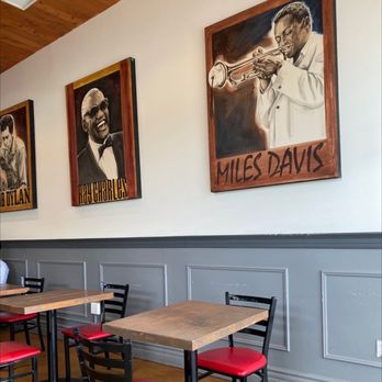 Ryan Bros Coffee - the interior of a coffeehouse - Coffee & Tea Near Me - San Marcos, California Ryan Bros Coffee - the interior of a coffeehouse - Coffee & Tea Near Me - San Marcos, California
