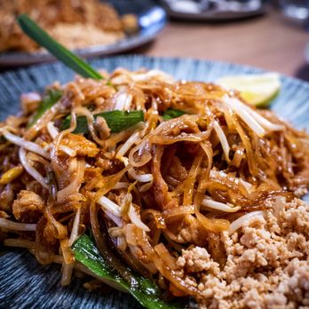 Thairoomgrand - Pickering - Pad Thai with Chicken - Thai Near Me - Pickering, Ontario Thairoomgrand - Pickering - Pad Thai with Chicken - Thai Near Me - Pickering, Ontario