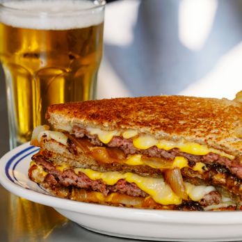 Beau's Tiny Diner - Diners Near Me - San Antonio, Texas