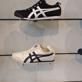 オニツカタイガー NU茶屋町 - Updated December 2025 - 北区茶屋町10