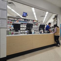 Walgreens - Flu and covid vaccinations