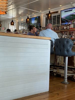 7 Acre BarnGrill by null