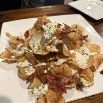 CraftWay Kitchen Frisco - Blue Cheese Chips - New American Near Me - Frisco, Texas