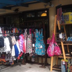 Noreen's Seaside Shop