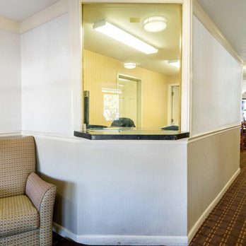 Econo Lodge - Hotels Near Me - Malden, Massachusetts Econo Lodge - Hotels Near Me - Malden, Massachusetts