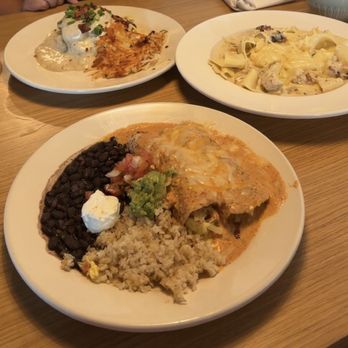Dream Cafe - Pictured as follows. Center: Austin Tacos, Top Right: Mystic Pasta, Top Left: The Elvis - Juice Bars & Smoothies Near Me - Richardson, Texas