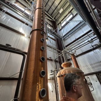 Bluegrass Distillers - Distilleries Near Me - Midway, Kentucky