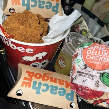 Jollibee - Peach mango pie, spicy deluxe chicken sandwich, 6 piece spicy chicken bucket, a pineapple refresher. - Chicken Shop Near Me - Hillsboro, Oregon Jollibee - Peach mango pie, spicy deluxe chicken sandwich, 6 piece spicy chicken bucket, a pineapple refresher. - Chicken Shop Near Me - Hillsboro, Oregon