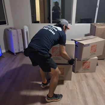 Triple Line Moving - Movers Near Me - Los Angeles , California Triple Line Moving - Movers Near Me - Los Angeles , California