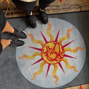 Cloudcroft Hostel - Entryway - Hostels Near Me - High Rolls, New Mexico