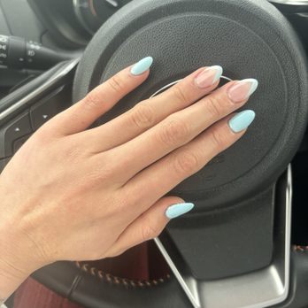 Holly Nails & Spa - Nail Salons Near Me - Riverside, California