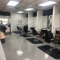 10 hairstylists 2 Manicurist Newly remodeled All services