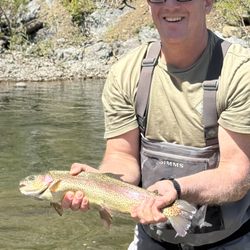 Tahoe Fly Fishing Outfitters - Fishing the East Fork of the Carson River