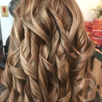 Lily's Chic Cuts - Hair Salons Near Me - Newark, California Lily's Chic Cuts - Hair Salons Near Me - Newark, California