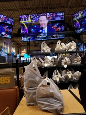 Buffalo Wild Wings by null