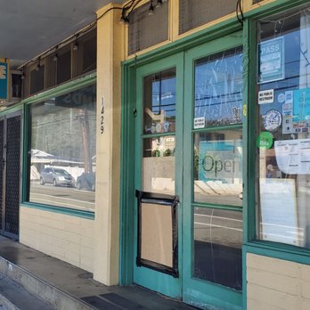 North Shore Grinds - Store front - Hawaiian Near Me - Honolulu, Hawaii North Shore Grinds - Store front - Hawaiian Near Me - Honolulu, Hawaii