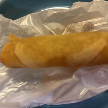 Golden China - Vegetable Spring Roll (2 Pieces) / 上海卷 - Chinese Near Me - Cary, North Carolina Golden China - Vegetable Spring Roll (2 Pieces) / 上海卷 - Chinese Near Me - Cary, North Carolina