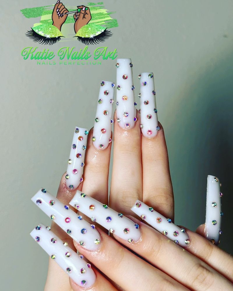 QUEEN NAILS & SPA Updated October 2024 624 Photos & 515 Reviews