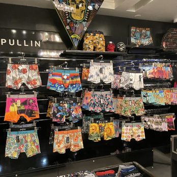 Pullin - Boxers - Women's Clothing Near Me - Honolulu, Hawaii Pullin - Boxers - Women's Clothing Near Me - Honolulu, Hawaii