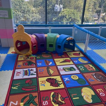 Jolly Yolly Kids - Indoor Playcenter Near Me - Fairfax, Virginia