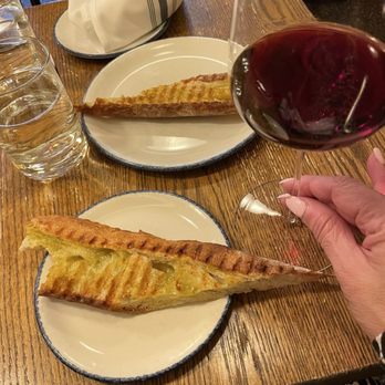 Rezdôra - Garlic and oil bread - Italian Near Me - New York, New York
