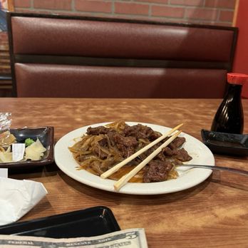 Red 8 - Very rude owner and staff. Super disappointed and disgusting food. - Sushi Bars Near Me - Lehi, Utah