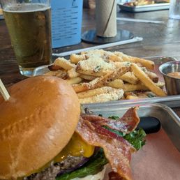 Cheeseburger with garlic parm fries