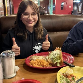 Las Chabelas Restaurant - Chicken Chimichanga - Mexican Near Me - Brawley, California