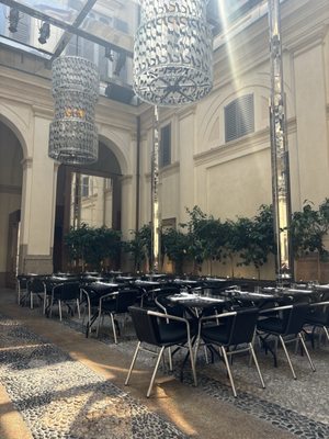 DG Martini ® by null