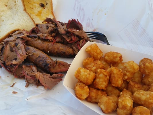 Slip Inn Bar & Grill by null