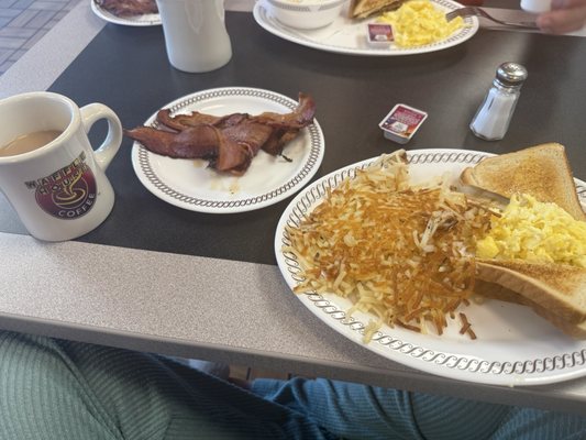 Waffle House by null