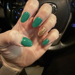 AV Nails and Spa