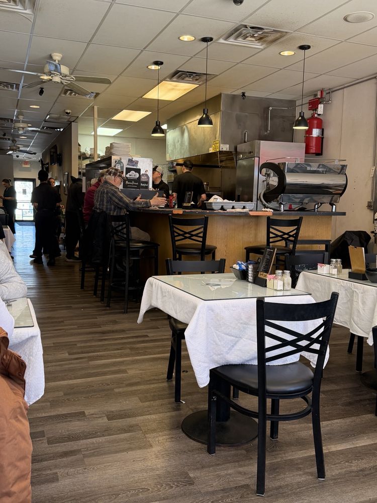 Family Table Cafe